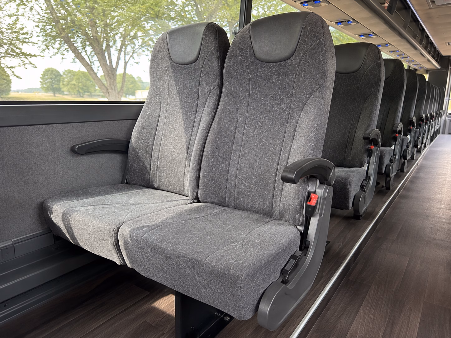 brookline private airport shuttle bus rentals in brookline