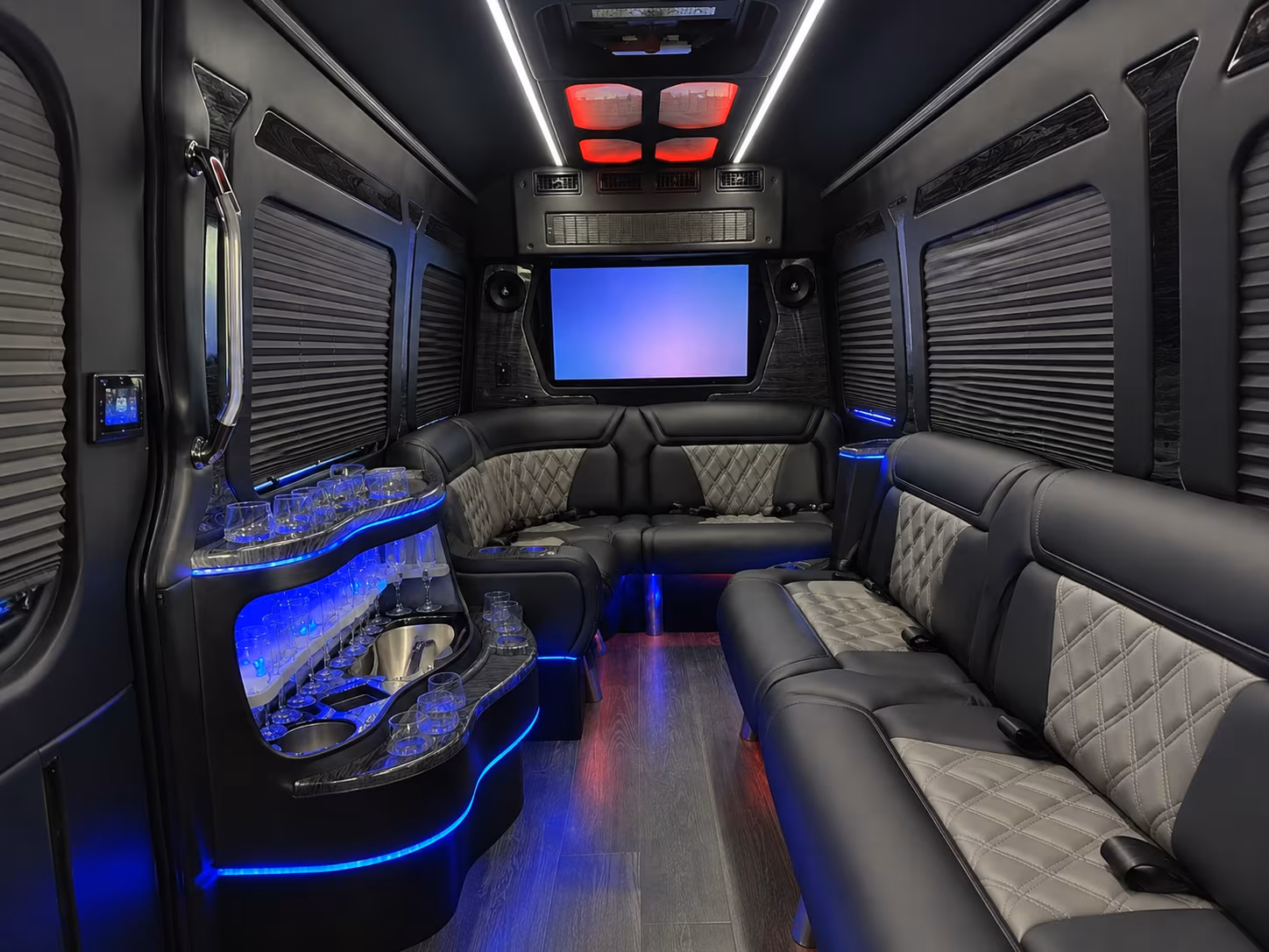choosing the right bus size for your framingham church group