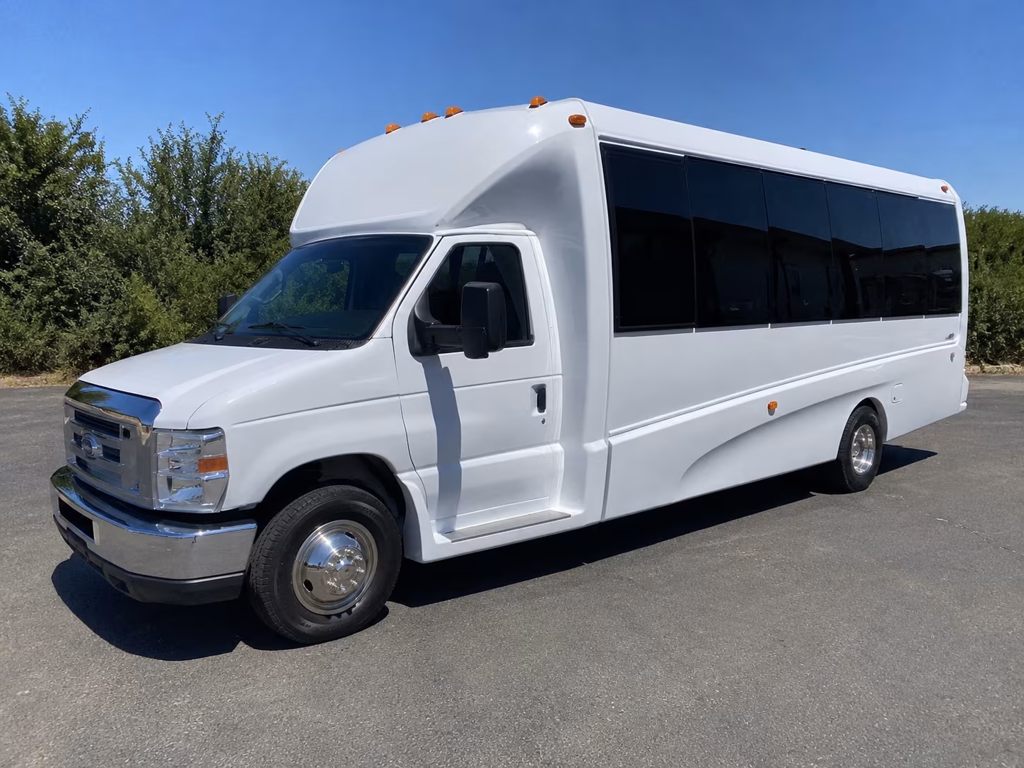 holiday party bus rental