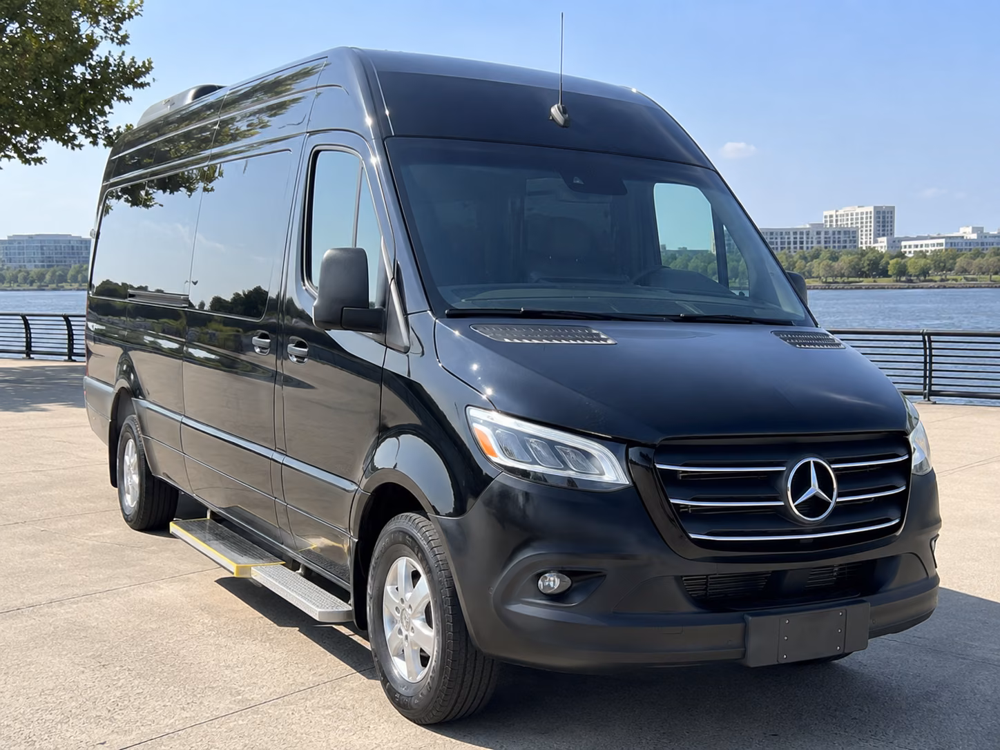 waltham airport transportation made easy