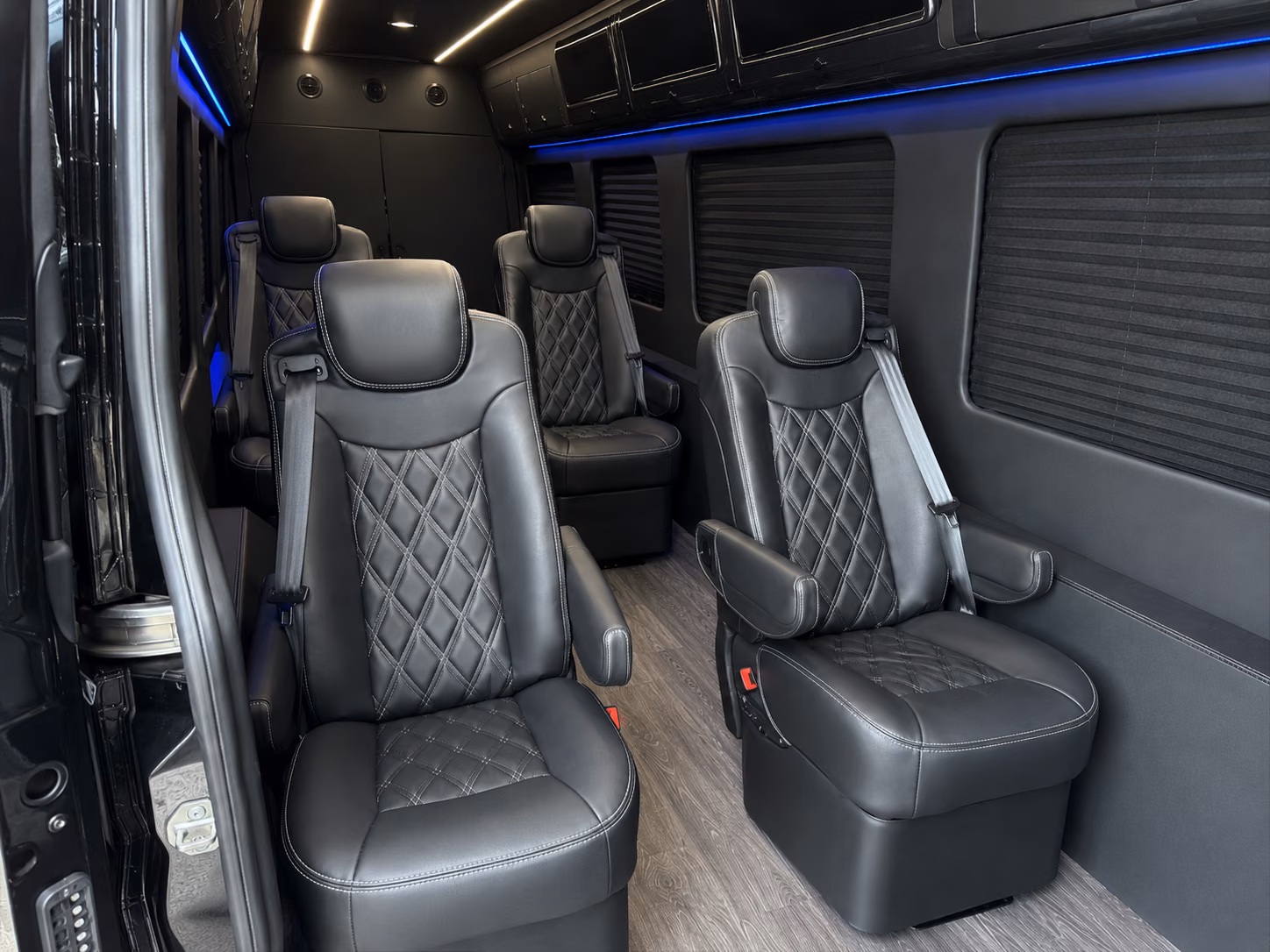 waltham seamless shuttle service for waltham weddings
