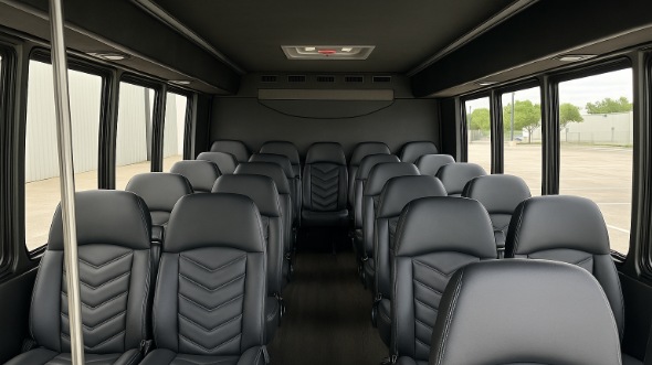 newton 28 passenger minibus